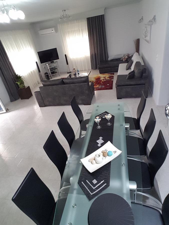 Bourlis Apartments Aszproválta Kültér fotó