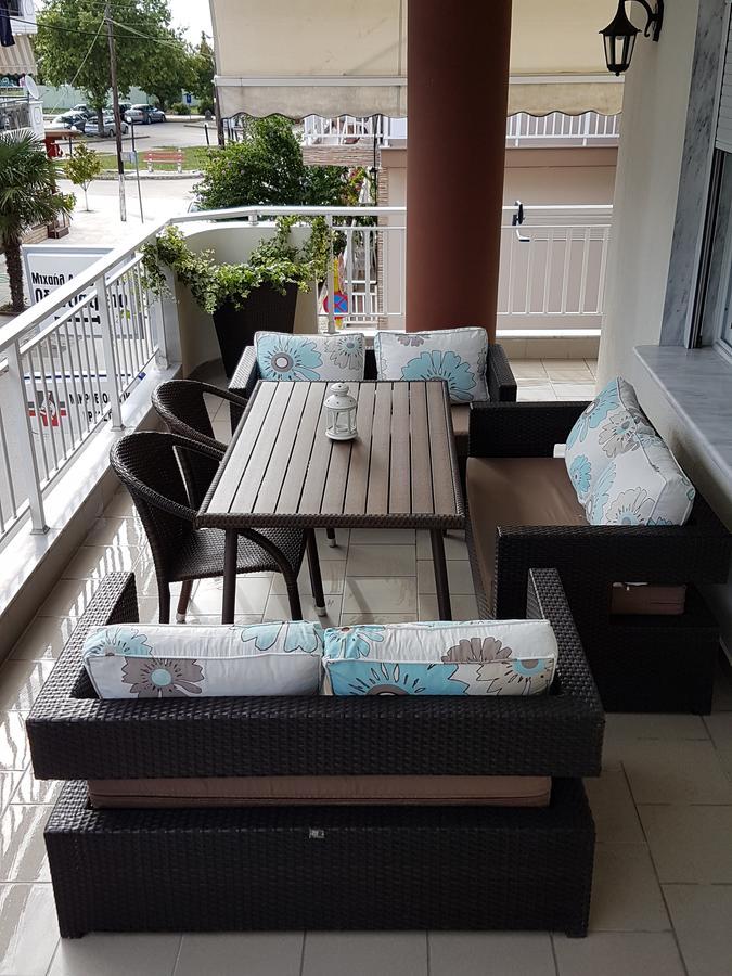 Bourlis Apartments Aszproválta Kültér fotó