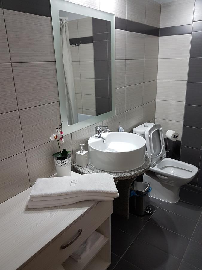 Bourlis Apartments Aszproválta Kültér fotó